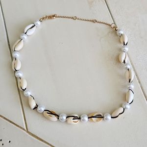 BP Shell & Imitation Pearl Collar Necklace new no tag